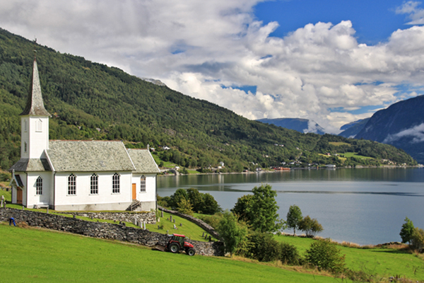 Holzkirche Nes Gard Norwegen